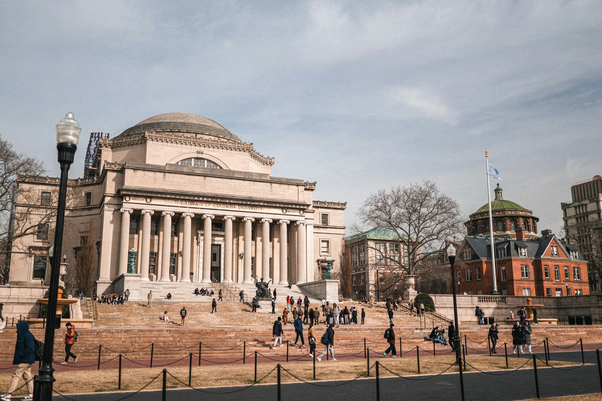 Exploring Top-Tier Academics: A Travel Guide to MIT and Columbia University